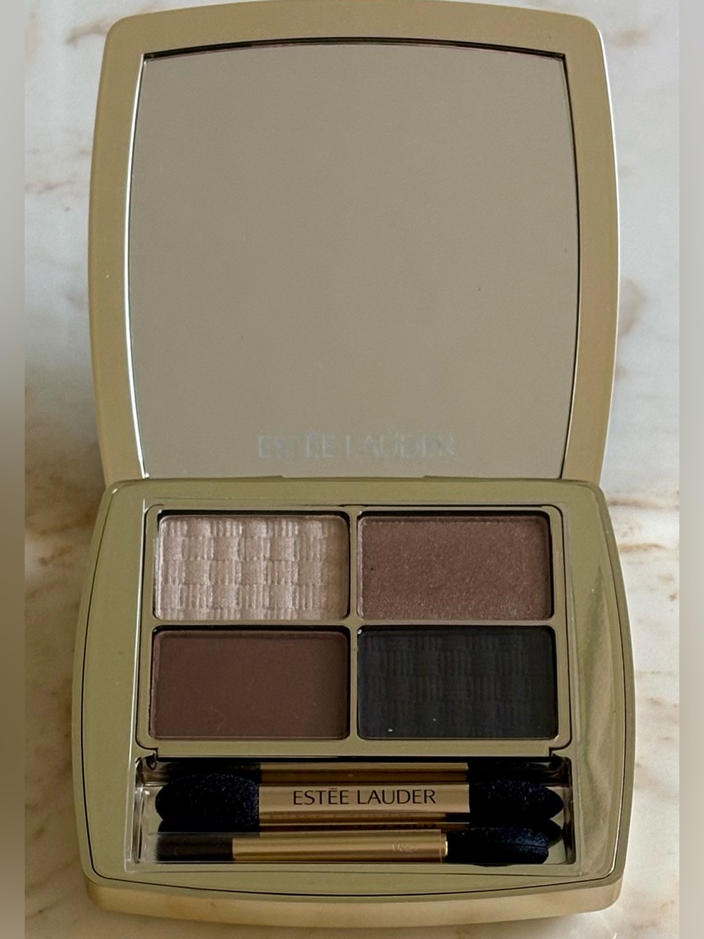 Estée Lauder Prenup Essential Eyeshadow Quad - Picture 7 of 8